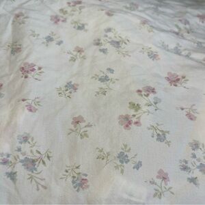 (1) Simply Shabby Chic Candy Floral Cotton Fitted Twin Sheet Pink Green 39”x75”